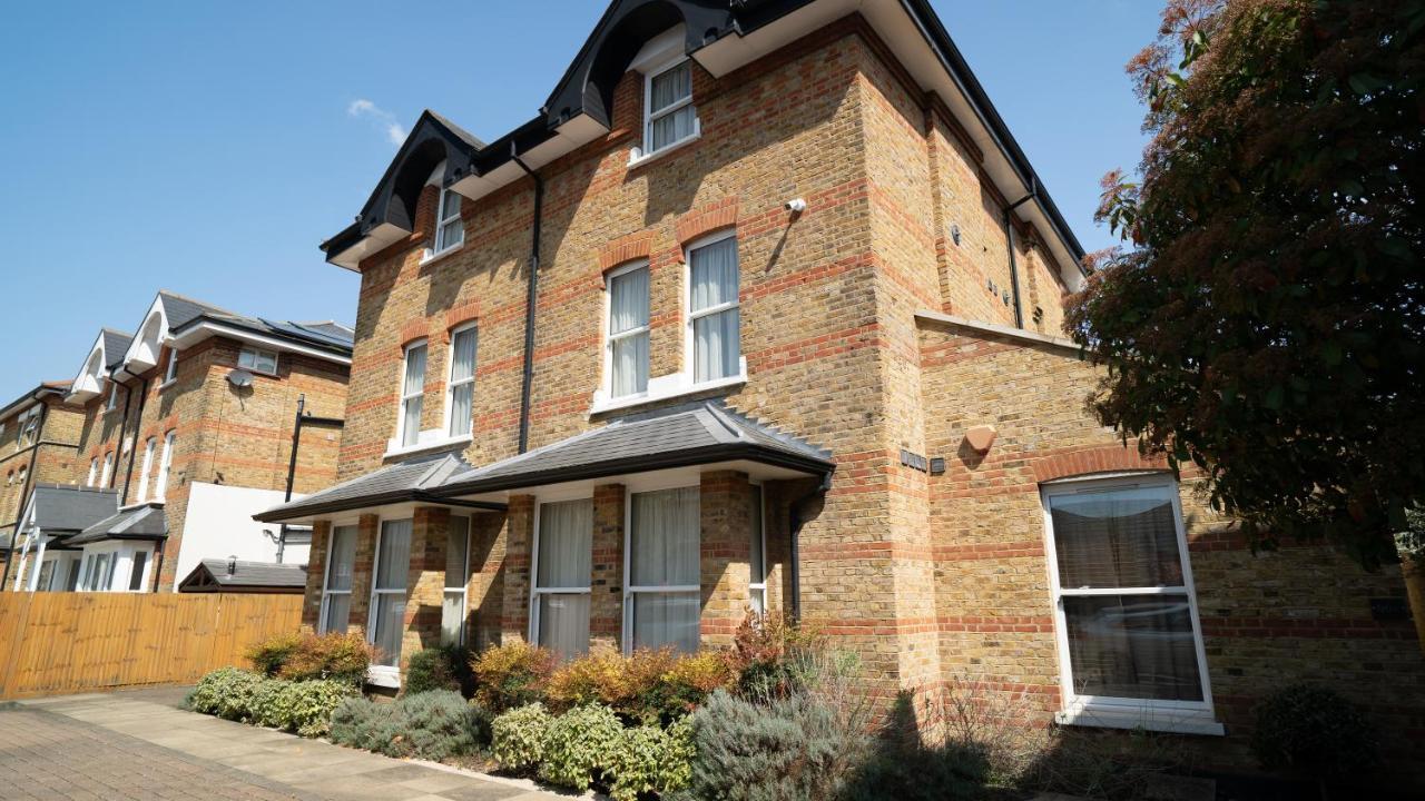 Teddington Lodge Exterior photo